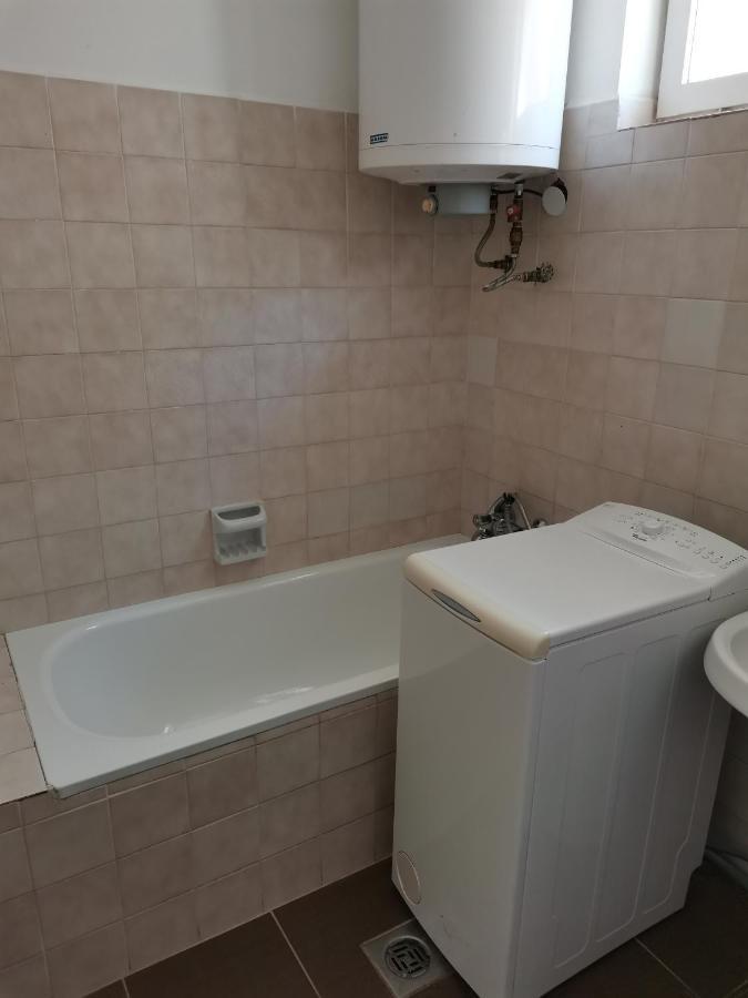 Roland Apartman Apartment Balatonlelle Exterior photo