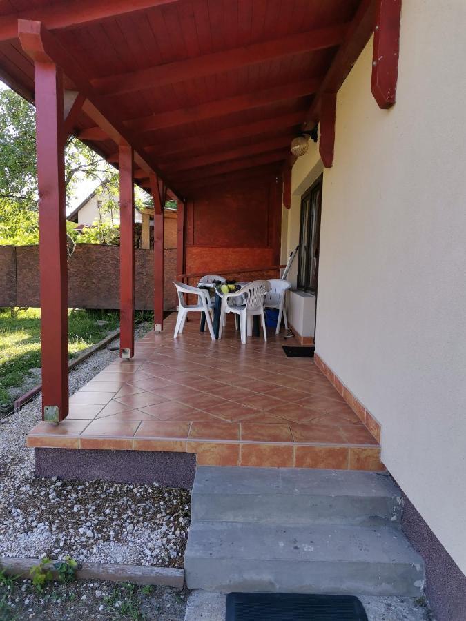 Roland Apartman Apartment Balatonlelle Exterior photo